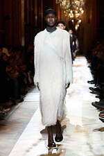 ドリス ヴァン ノッテン 2025年秋冬ウィメンズコレクション - 濃密に流転するテクスチャー｜写真8