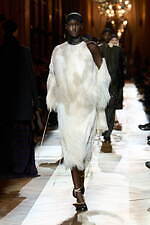 ドリス ヴァン ノッテン 2025年秋冬ウィメンズコレクション - 濃密に流転するテクスチャー｜写真11