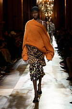 ドリス ヴァン ノッテン 2025年秋冬ウィメンズコレクション - 濃密に流転するテクスチャー｜写真23