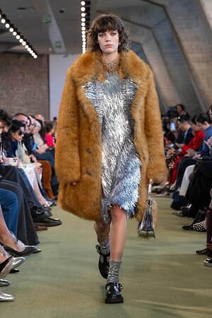 ラバンヌ(rabanne) 2025-26年秋冬ウィメンズコレクション  - 写真31