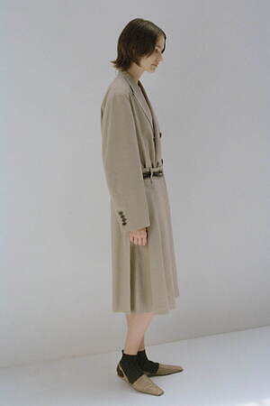 イン(IHNN) 2024-25年秋冬ウィメンズコレクション  - 写真4