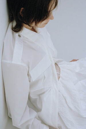 イン(IHNN) 2024-25年秋冬ウィメンズコレクション  - 写真8