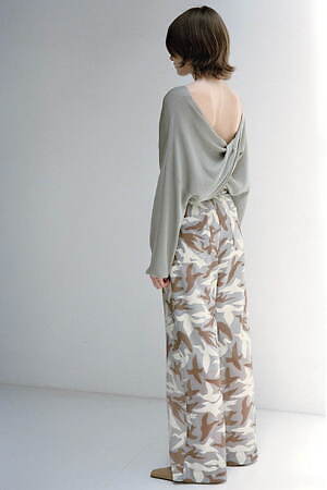 イン(IHNN) 2024-25年秋冬ウィメンズコレクション  - 写真10