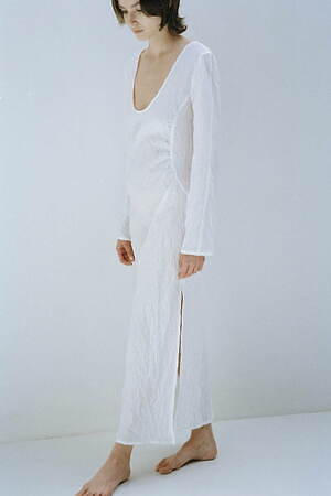 イン(IHNN) 2024-25年秋冬ウィメンズコレクション  - 写真22