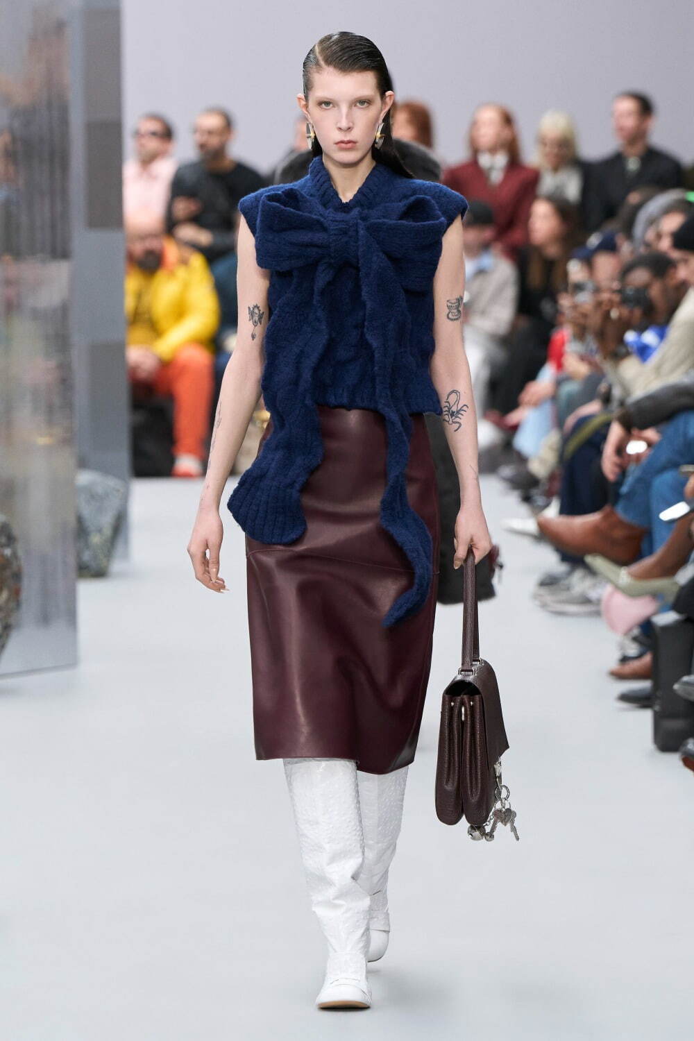 アクネ ストゥディオズ(Acne Studios) 2025-26年秋冬ウィメンズコレクション  - 写真17