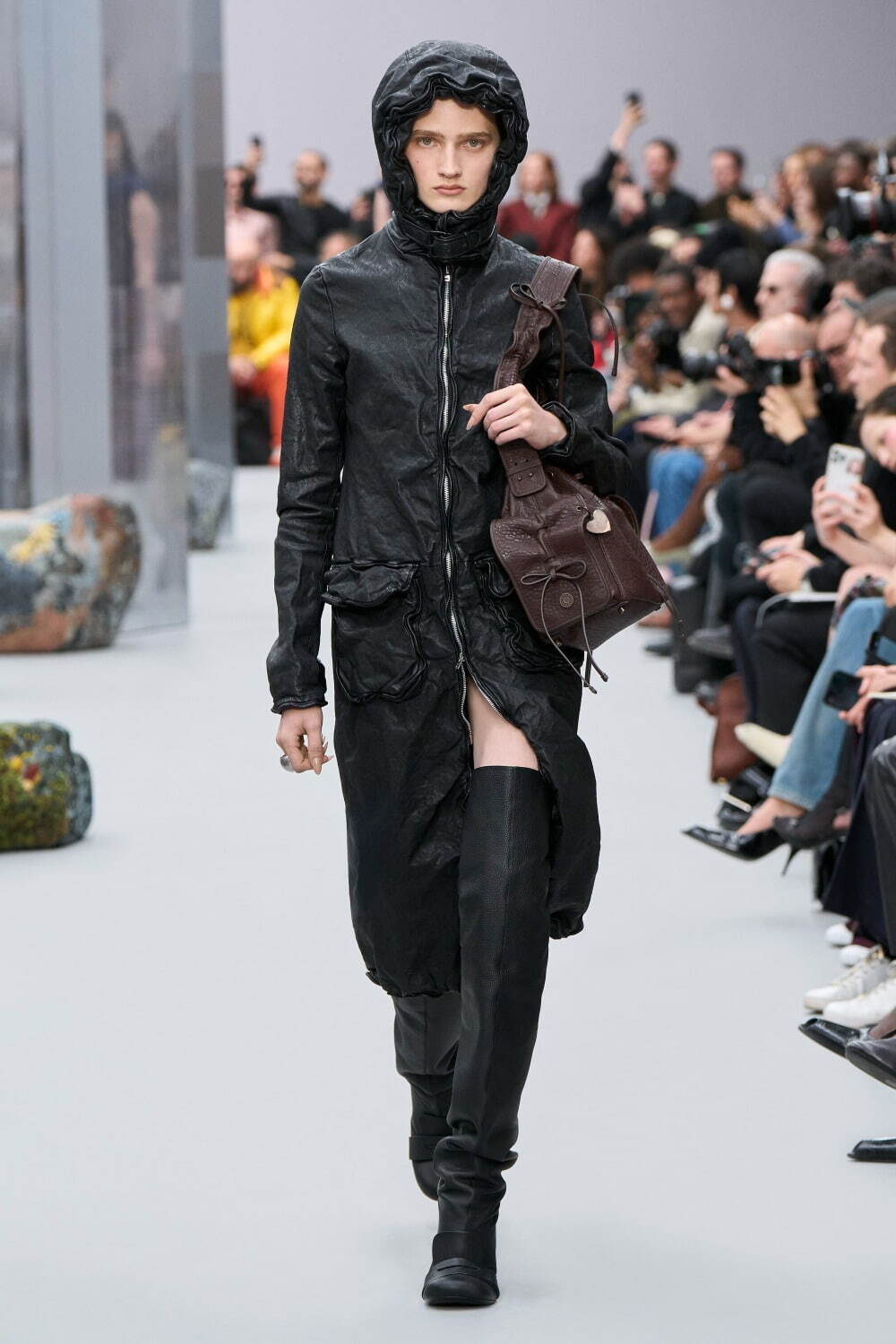 アクネ ストゥディオズ(Acne Studios) 2025-26年秋冬ウィメンズコレクション  - 写真21