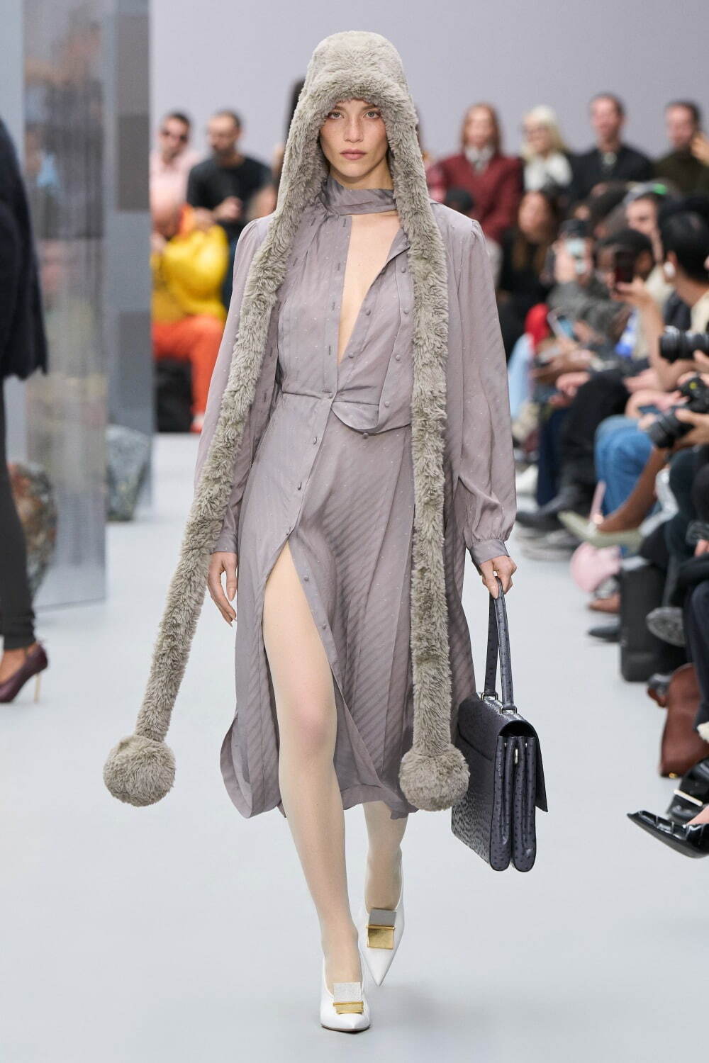 アクネ ストゥディオズ(Acne Studios) 2025-26年秋冬ウィメンズコレクション  - 写真37