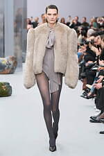 アクネ ストゥディオズ 25-26年秋冬ウィメンズコレクション - 自然と都市、コントラストの探求｜写真5