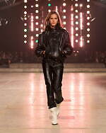 イザベル マラン 2025-26年秋冬コレクション -  80年代ニューウェーブ要素を随所に絡めて｜写真2