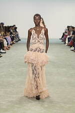 クロエ 2025年冬コレクション - 強さと柔らかさ｜写真39