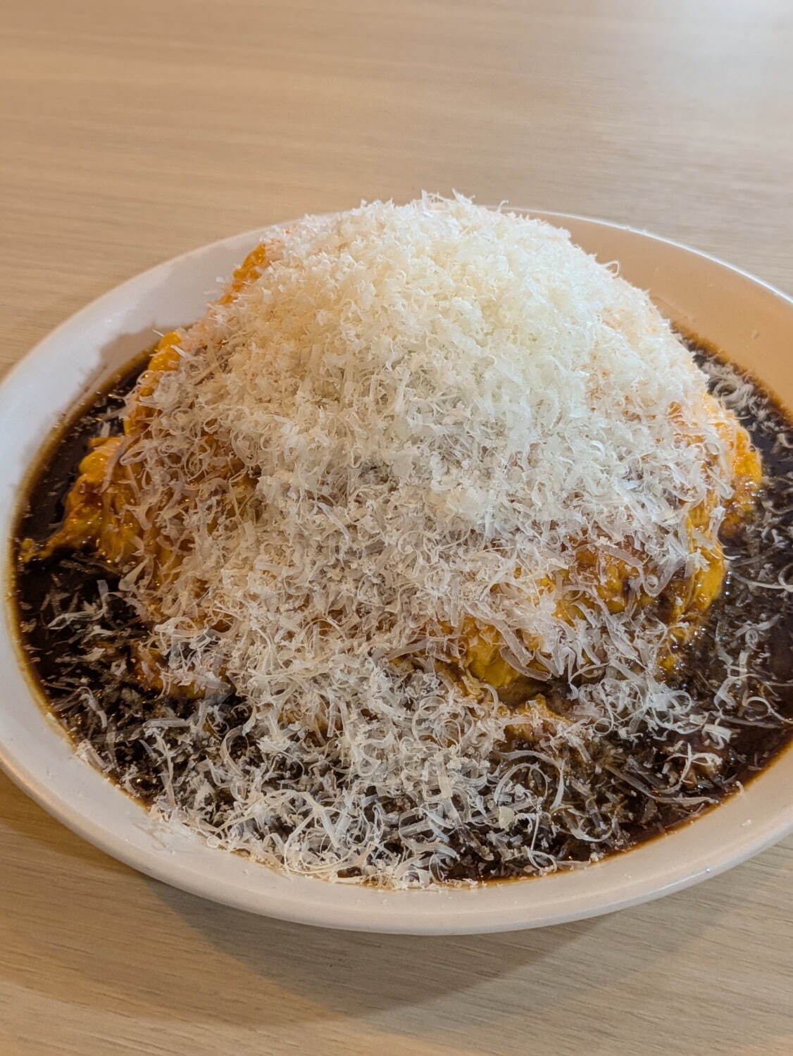 完熟いちごのミルフィーユ＆“ホロホロ”牛タンオムライス、新宿高島屋イベント「カフェ むにぺこ」に集結｜写真8
