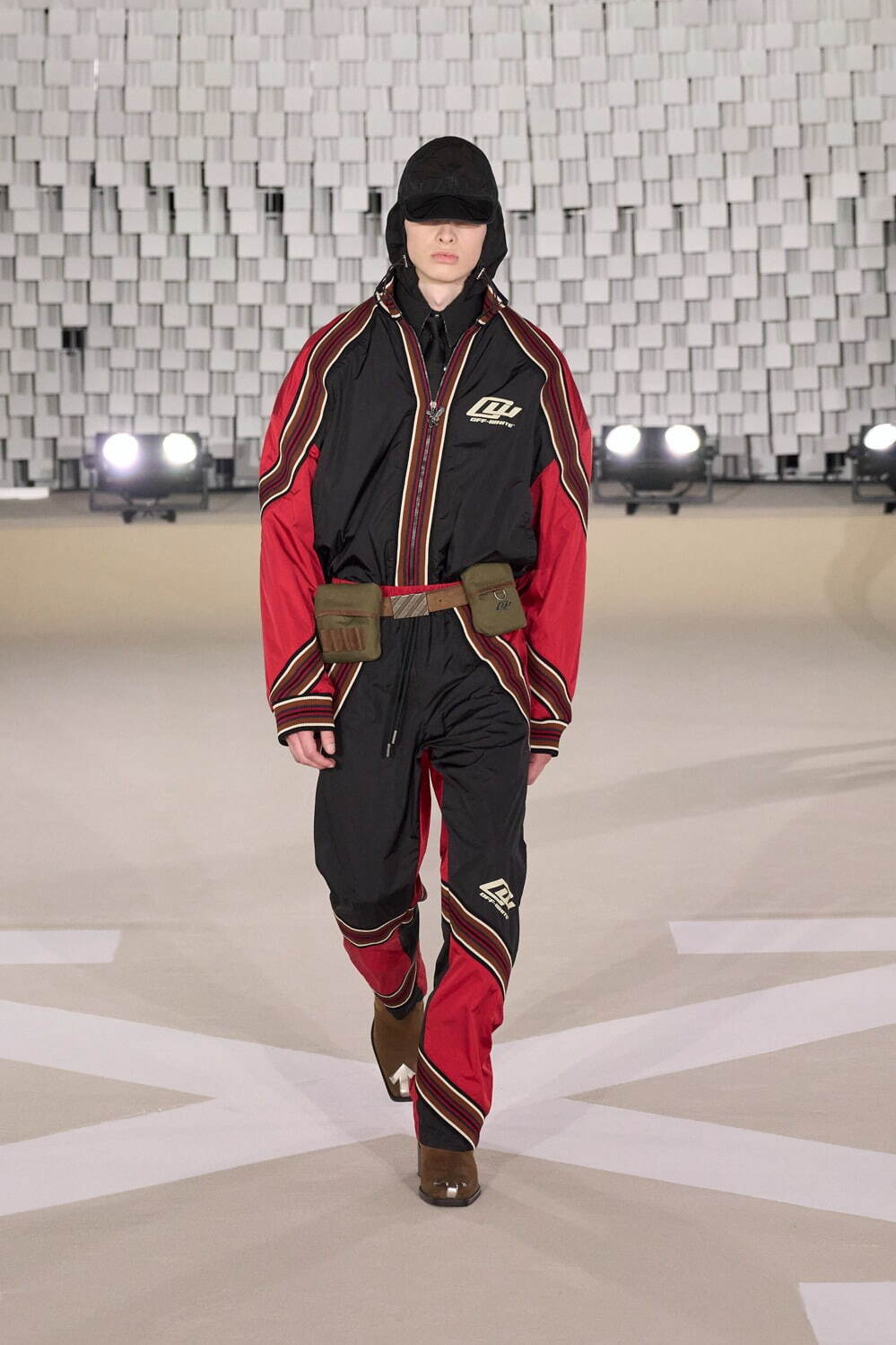 オフ-ホワイト (OFF-WHITE) 2025-26年秋冬ウィメンズ&メンズコレクション  - 写真10