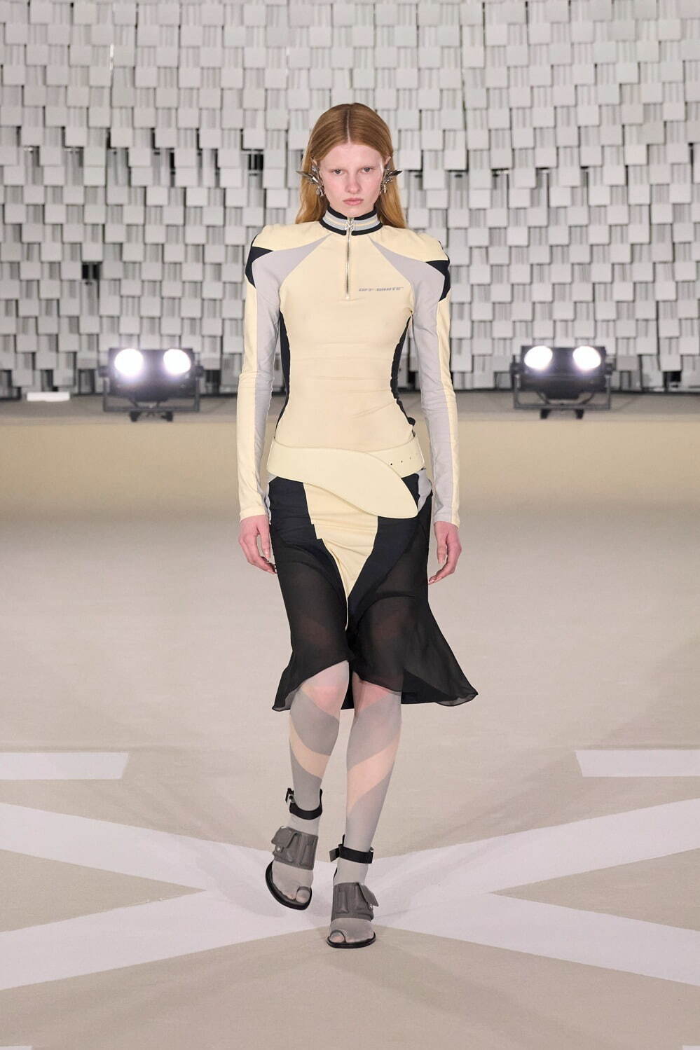 オフ-ホワイト (OFF-WHITE) 2025-26年秋冬ウィメンズ&メンズコレクション  - 写真11