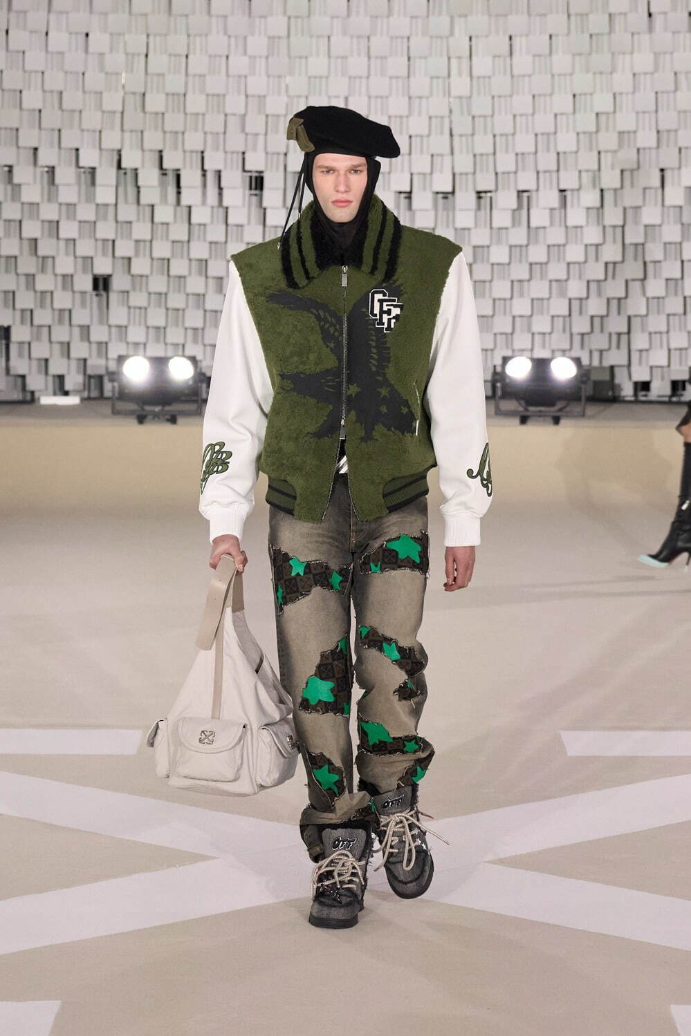 オフ-ホワイト  2025-26年秋冬<span>コレクション</span> - 写真33
