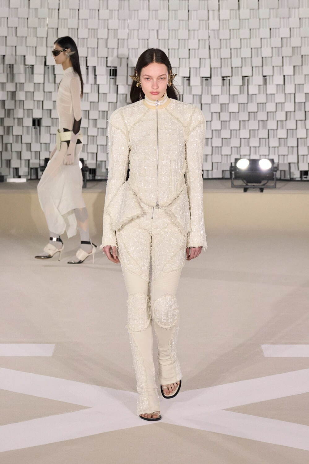 オフ-ホワイト (OFF-WHITE) 2025-26年秋冬ウィメンズ&メンズコレクション  - 写真42