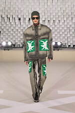 オフ-ホワイト 2025-26年秋冬コレクション - 均質性に抗う個の強さと忍耐｜写真32