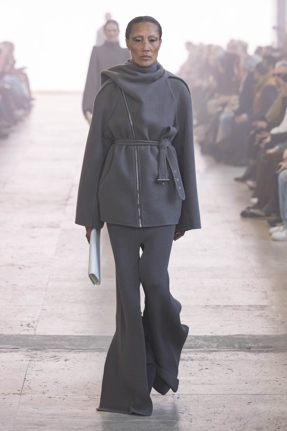リック・オウエンス(Rick Owens) 2025-26年秋冬ウィメンズコレクション  - 写真10