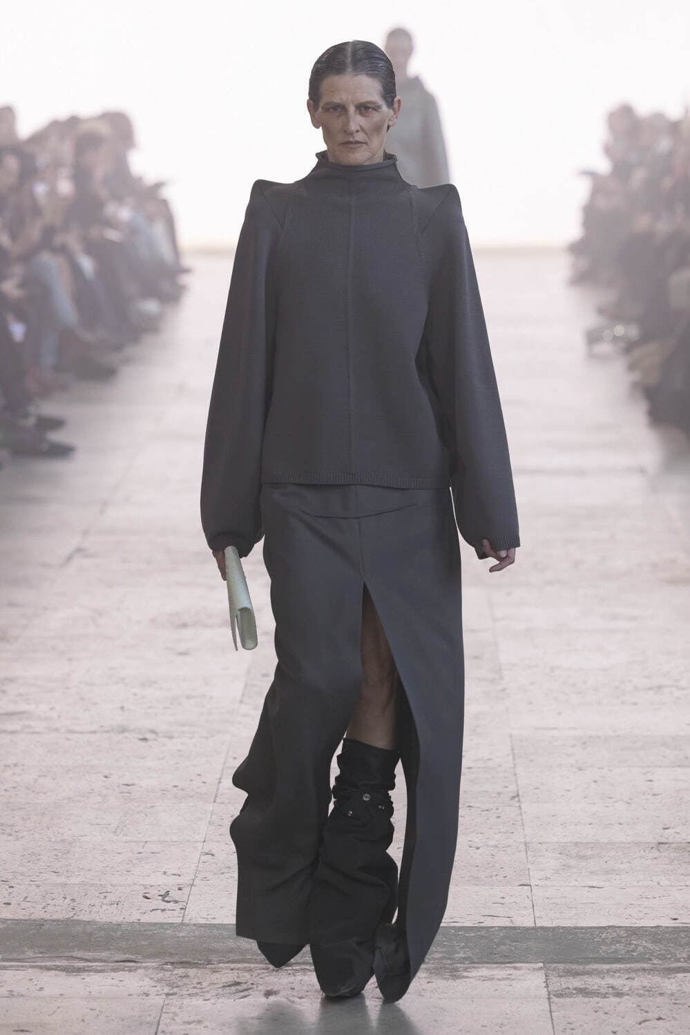 リック・オウエンス(Rick Owens) 2025-26年秋冬ウィメンズコレクション  - 写真11