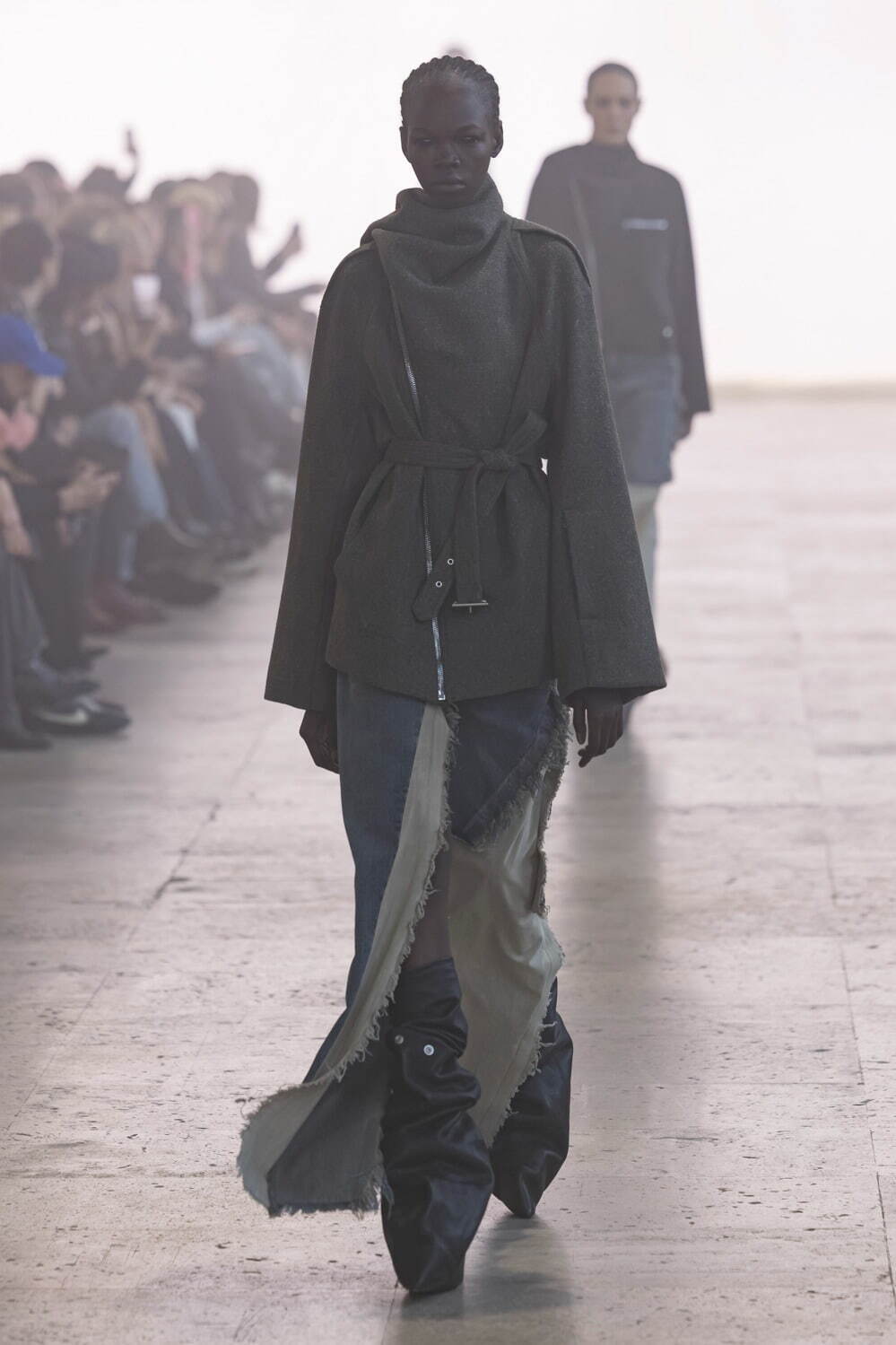 リック・オウエンス(Rick Owens) 2025-26年秋冬ウィメンズコレクション  - 写真28