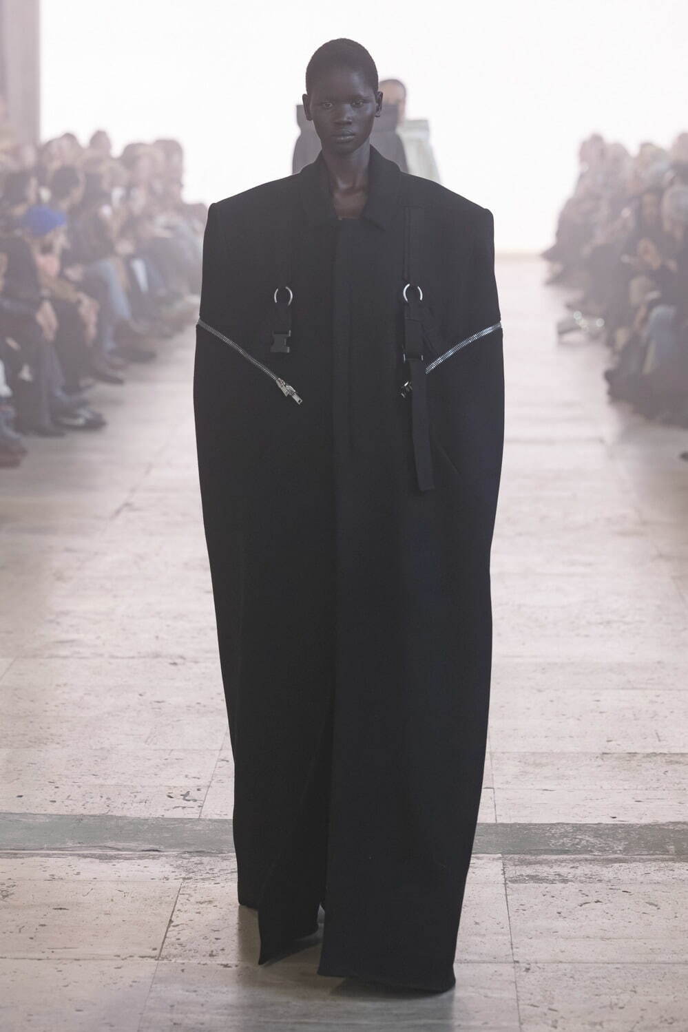 リック・オウエンス(Rick Owens) 2025-26年秋冬ウィメンズコレクション  - 写真42