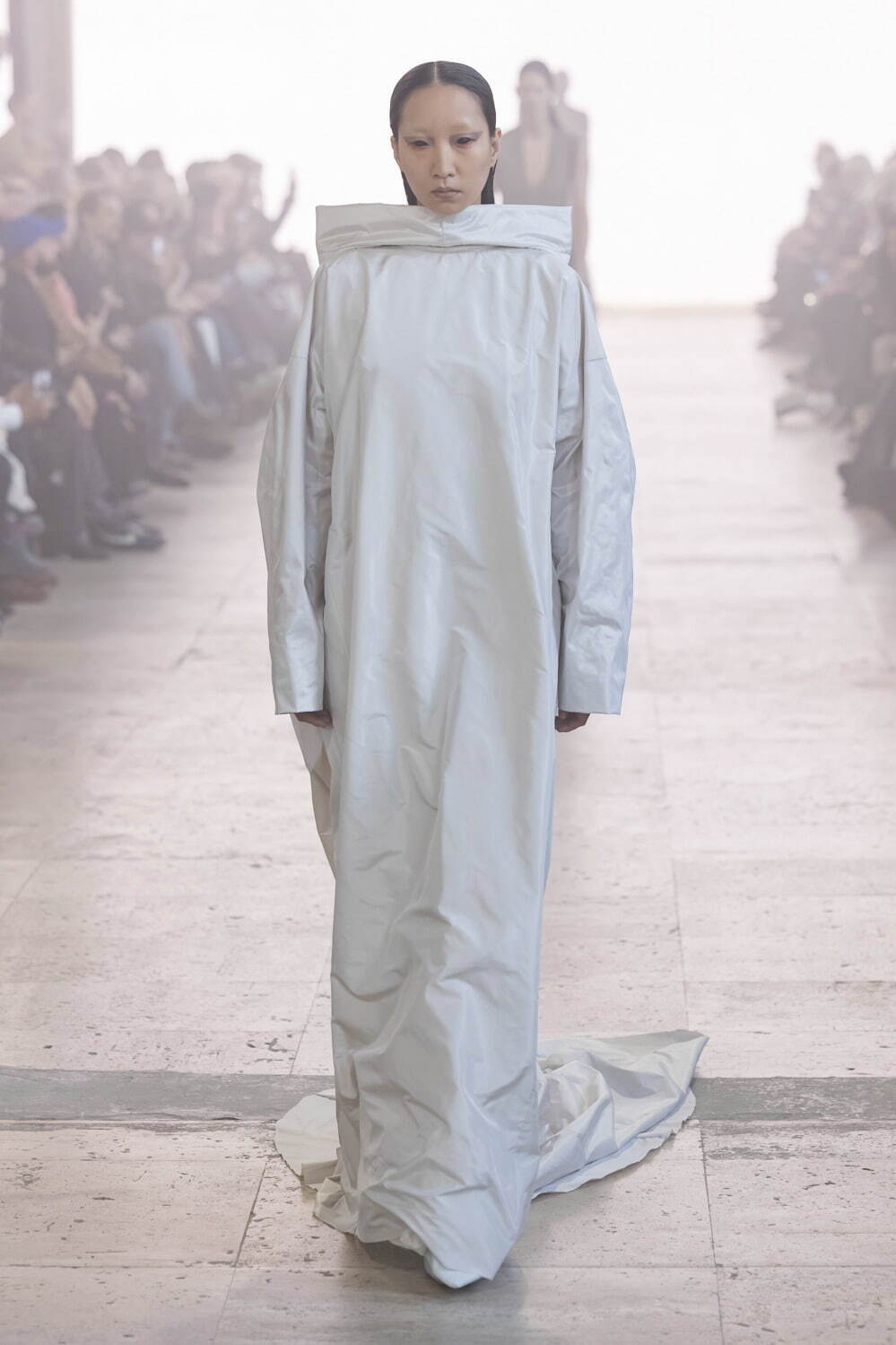 リック・オウエンス(Rick Owens) 2025-26年秋冬ウィメンズコレクション  - 写真46