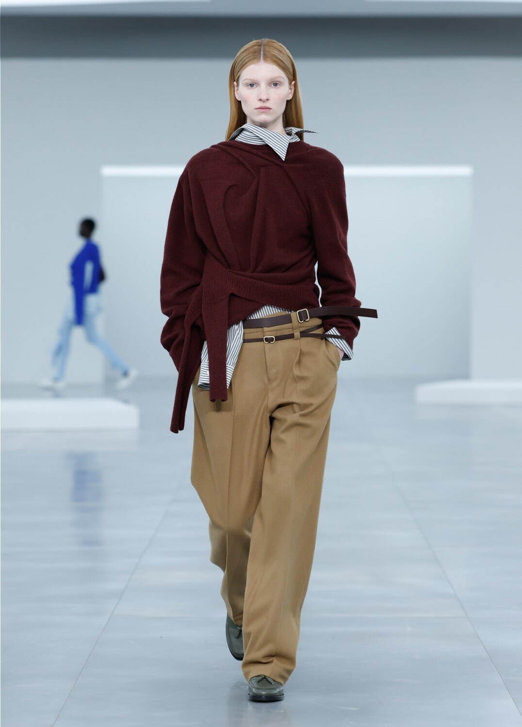 イッセイ ミヤケ 2025-26年秋冬｜ ラップコート