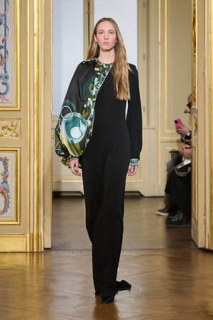 レオナール(LEONARD) 2025-26年秋冬ウィメンズコレクション  - 写真4