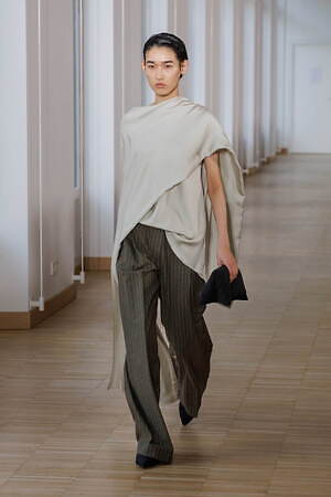 クリスチャン ワイナンツ(christian wijnants) 2025-26年秋冬ウィメンズコレクション  - 写真3