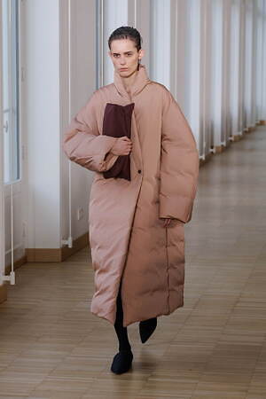 クリスチャン ワイナンツ(christian wijnants) 2025-26年秋冬ウィメンズコレクション  - 写真45