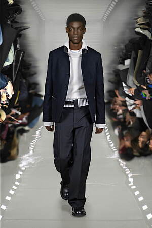 ニール バレット(Neil Barrett) 2025-26年秋冬ウィメンズコレクション  - 写真2