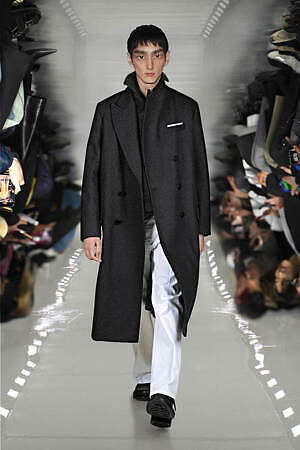 ニール バレット(Neil Barrett) 2025-26年秋冬ウィメンズコレクション  - 写真27