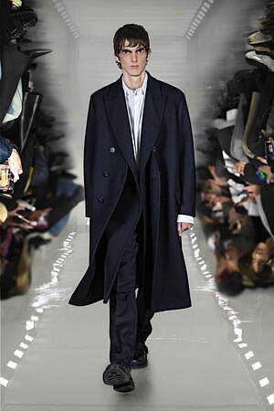 ニール バレット(Neil Barrett) 2025-26年秋冬ウィメンズコレクション  - 写真33