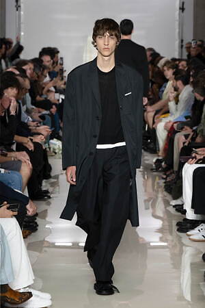ニール バレット(Neil Barrett) 2025年春夏メンズコレクション  - 写真32