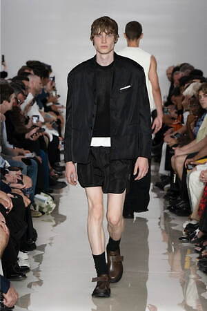 ニール バレット(Neil Barrett) 2025年春夏メンズコレクション  - 写真35