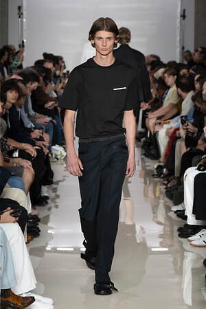 ニール バレット(Neil Barrett) 2025年春夏メンズコレクション  - 写真36