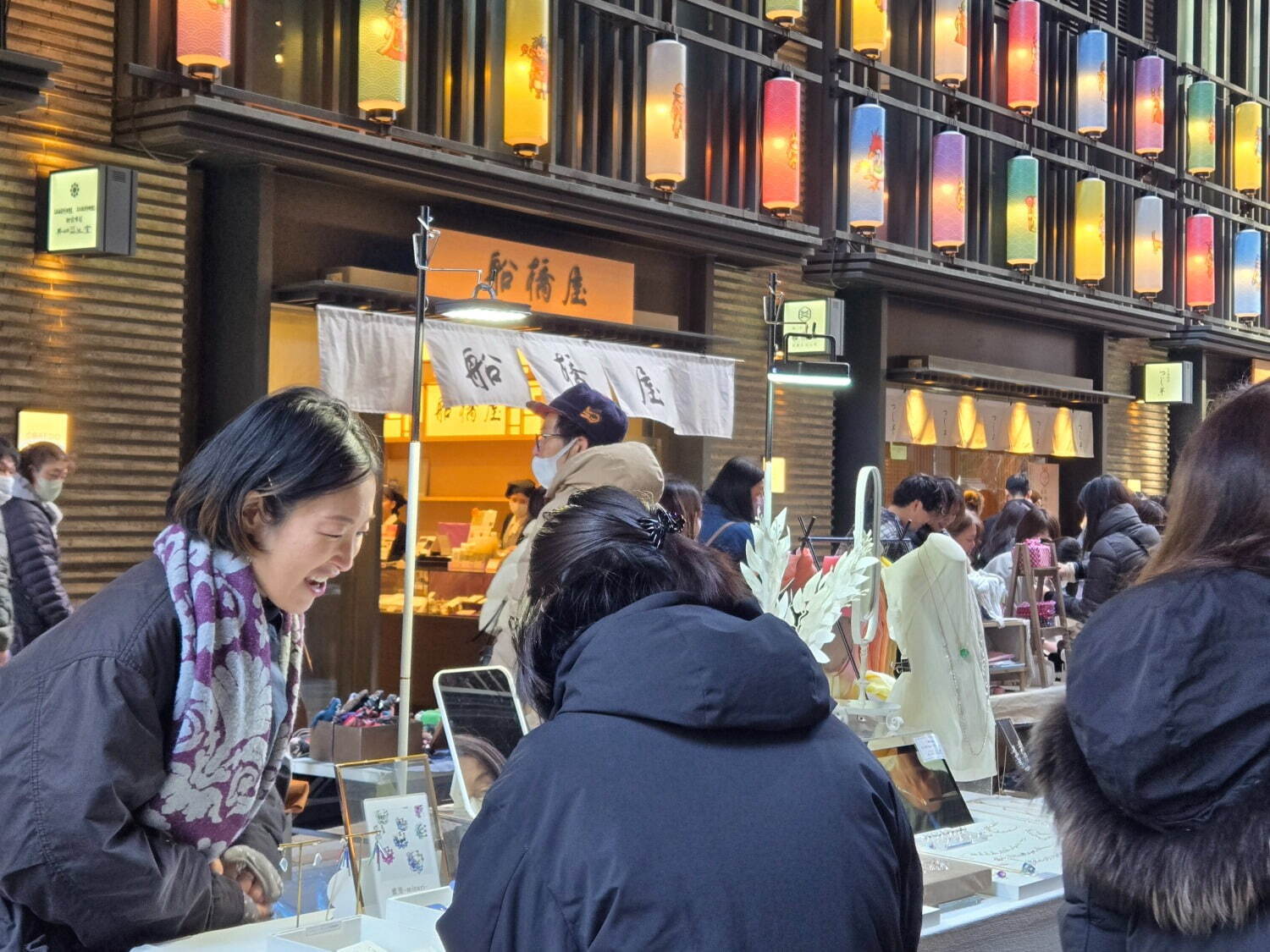 「第33回 オールドニューマーケット」東京・日本橋仲通りで、アクセサリーや暮らしの道具など約50店舗｜写真14
