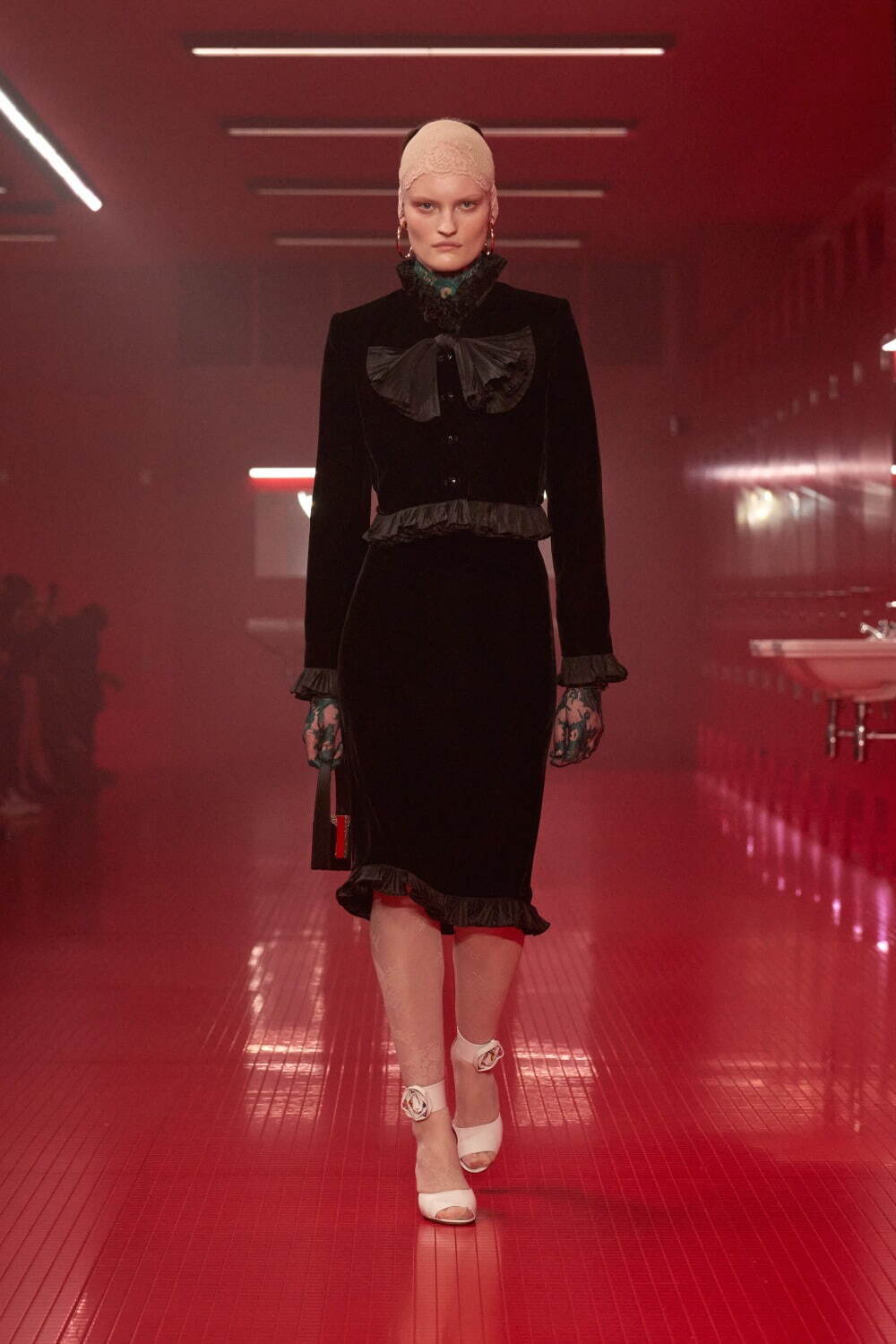 ヴァレンティノ(VALENTINO) 2025-26年秋冬ウィメンズ&メンズコレクション シルエット - 写真33