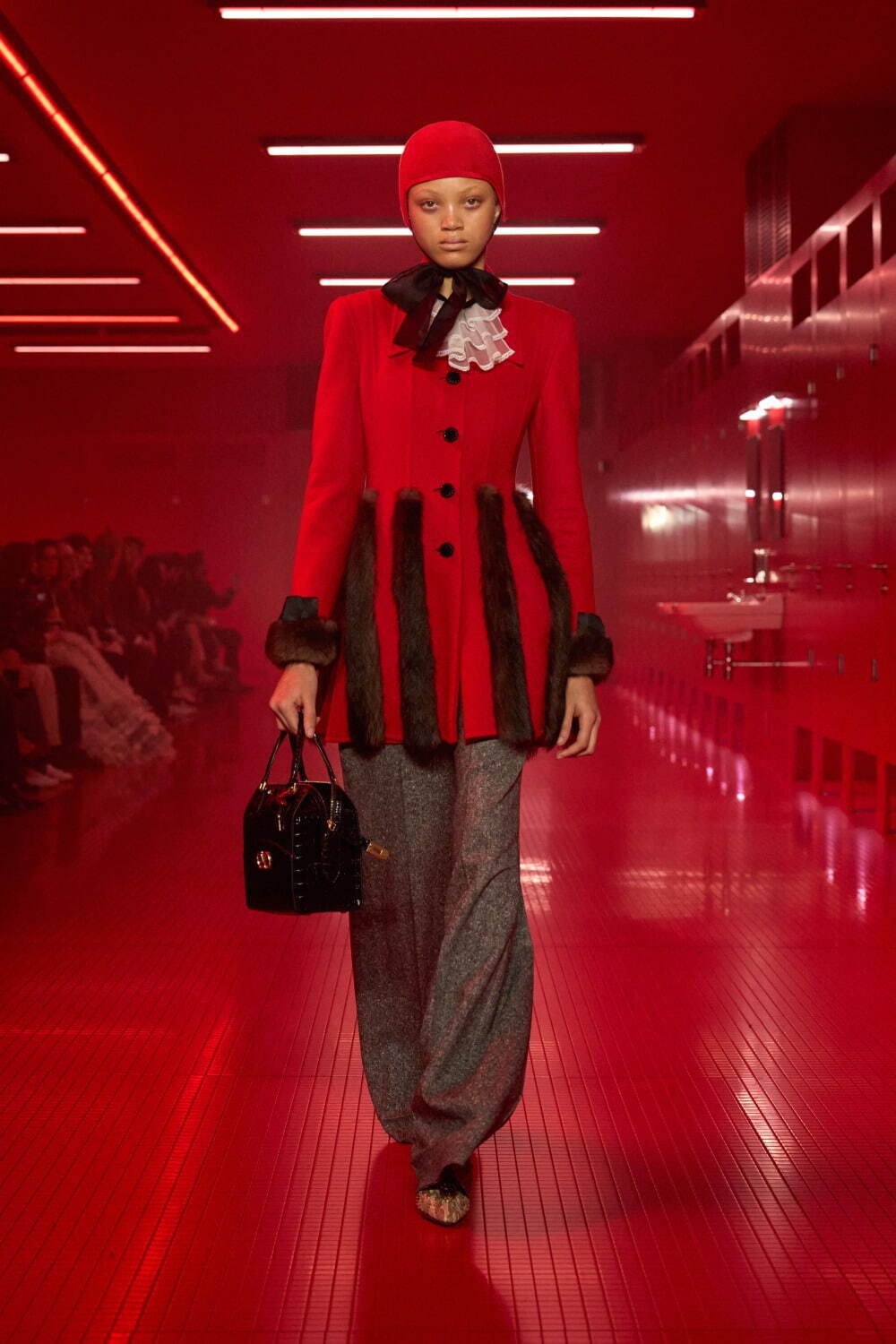 ヴァレンティノ(VALENTINO) 2025-26年秋冬ウィメンズ&メンズコレクション シルエット - 写真55