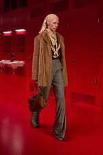 ヴァレンティノ 2025-26年秋冬コレクション - 真の“親密さ”とは何か？｜写真2