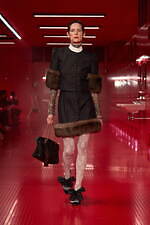 ヴァレンティノ 2025-26年秋冬コレクション - 真の“親密さ”とは何か？｜写真5