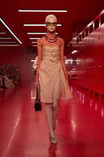 ヴァレンティノ 2025-26年秋冬コレクション - 真の“親密さ”とは何か？｜写真6