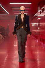 ヴァレンティノ 2025-26年秋冬コレクション - 真の“親密さ”とは何か？｜写真16