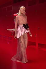 ヴァレンティノ 2025-26年秋冬コレクション - 真の“親密さ”とは何か？｜写真24