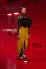 ヴァレンティノ 2025-26年秋冬コレクション - 真の“親密さ”とは何か？｜写真28