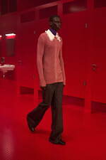 ヴァレンティノ 2025-26年秋冬コレクション - 真の“親密さ”とは何か？｜写真29