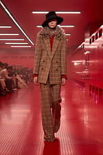 ヴァレンティノ 2025-26年秋冬コレクション - 真の“親密さ”とは何か？｜写真60