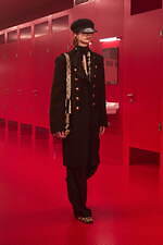 ヴァレンティノ 2025-26年秋冬コレクション - 真の“親密さ”とは何か？｜写真61