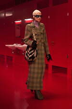 ヴァレンティノ 2025-26年秋冬コレクション - 真の“親密さ”とは何か？｜写真69