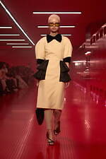 ヴァレンティノ 2025-26年秋冬コレクション - 真の“親密さ”とは何か？｜写真70