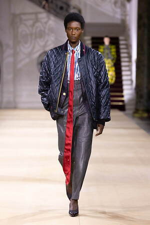 アンドレアス・クロンターラー フォー ヴィヴィアン・ウエストウッド(Andreas Kronthaler for Vivienne Westwood) 2025-26年秋冬ウィメンズ&メンズコレクション  - 写真14